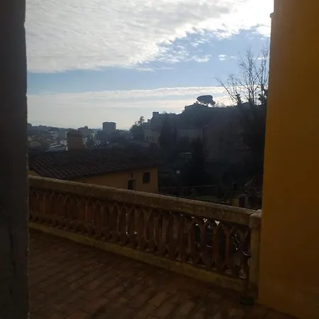 Casa Di Alfredo Ii Affittacamere Bed & Breakfast *
